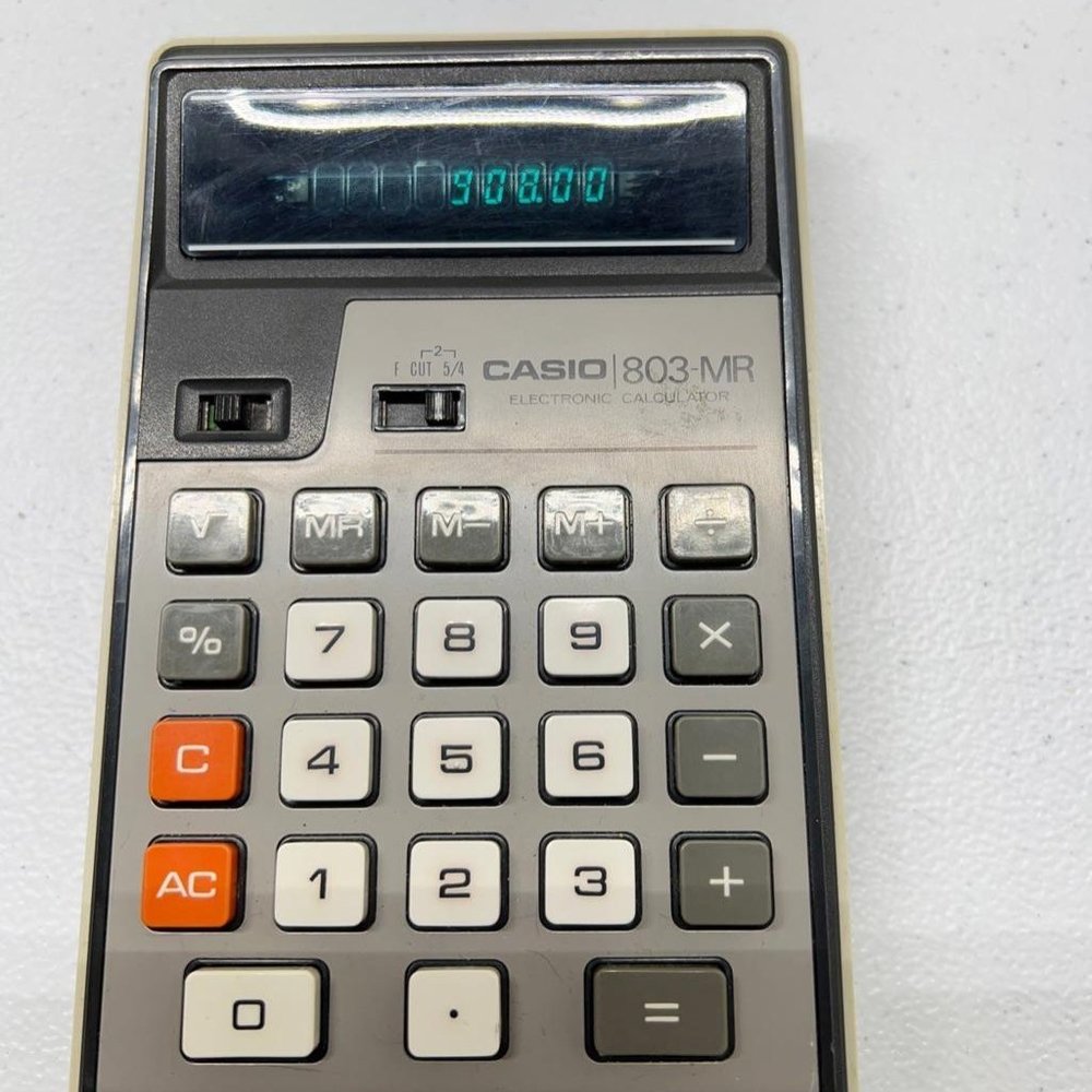 Vintage 1975 VFR Casio 803-MR Electronic Calculator